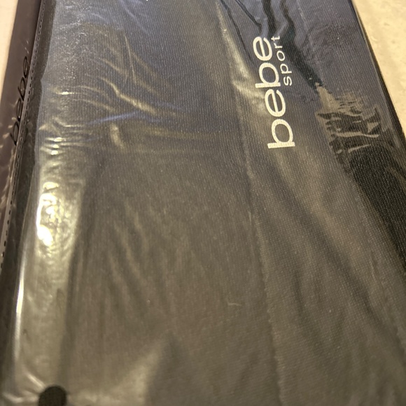 Bebe Large waist trainer - Picture 2 of 3